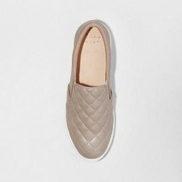 A New Day Reese Quilted Sneakers Gray - Picture 4 of 5